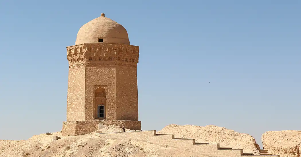 گنبد عالی ابرکوه از بهترین و جالب‌ترین مکان‌های دیدنی یزد