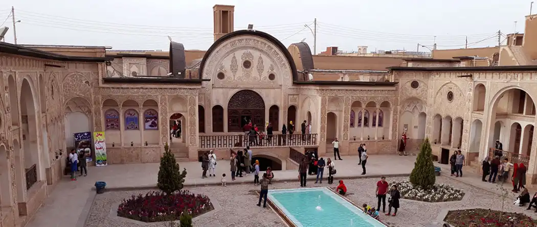 سری به خانه طباطبایی‌ها بزنید