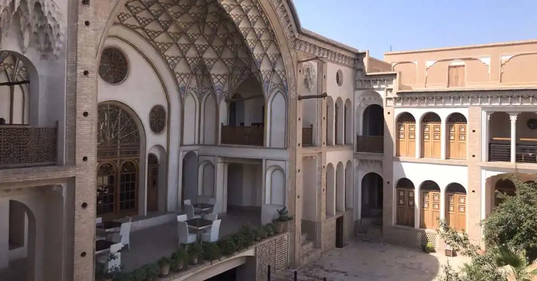 بنای زیبای عامری‌ها