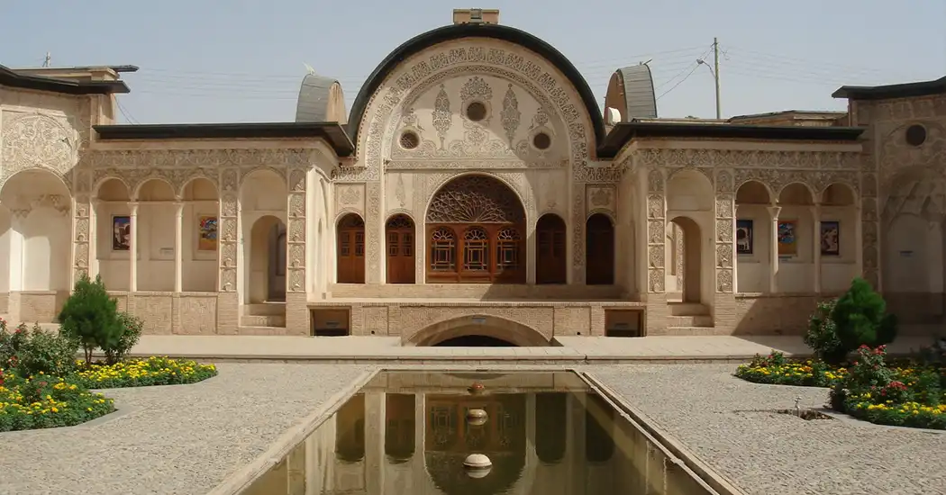 خانه بروجردی‌ها کاشان