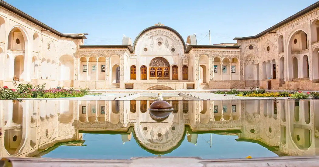 اماکن دیدنی اطراف خانه بروجردی‌ها