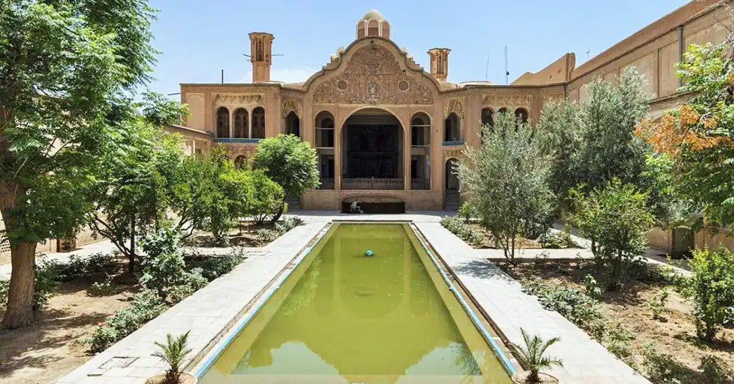معماری خانه بروجردی‌ها