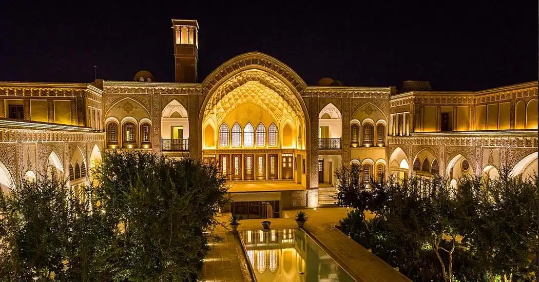 درونی و بیرونی عامری‌ها