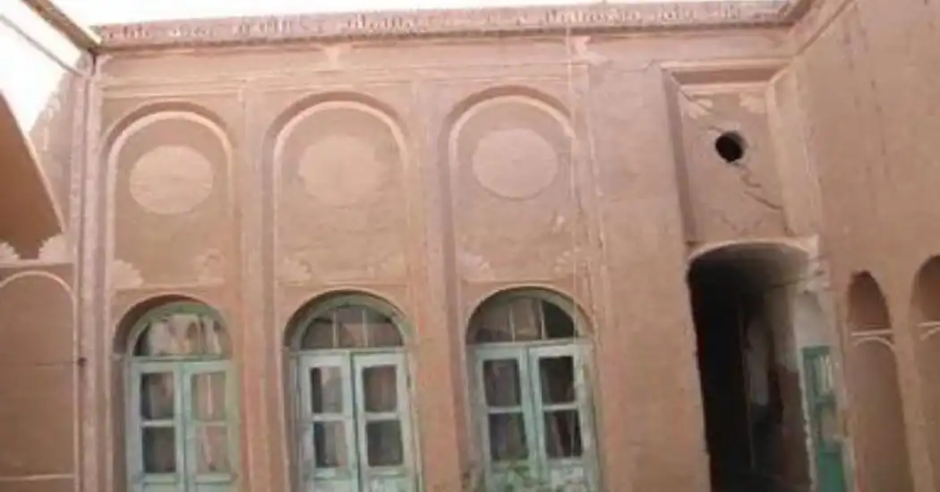 خانه صادقیان
