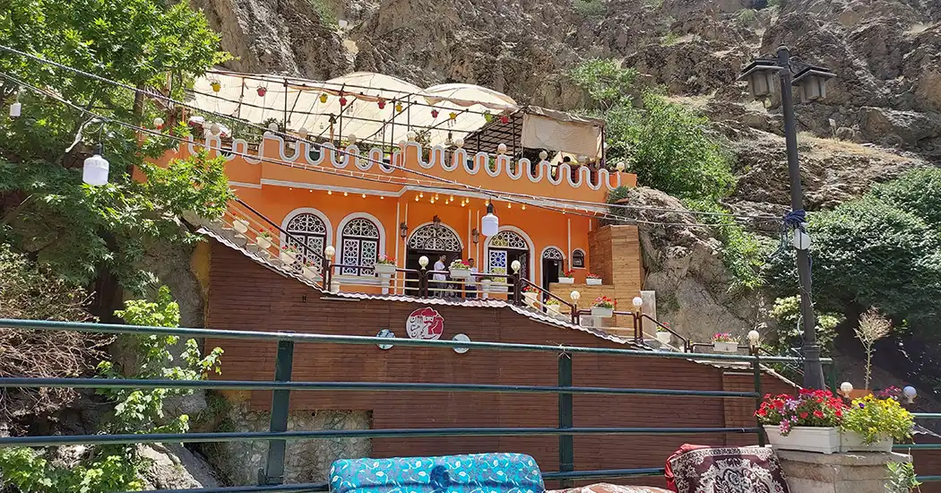 رستوران آستان دربند